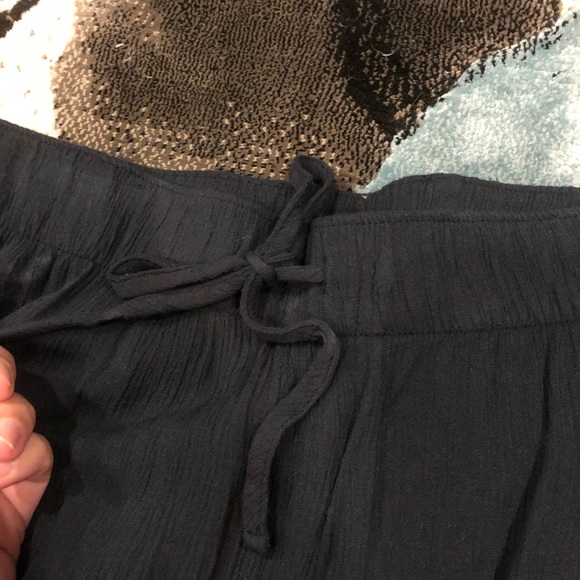 Abercrombie pants - Picture 2 of 4